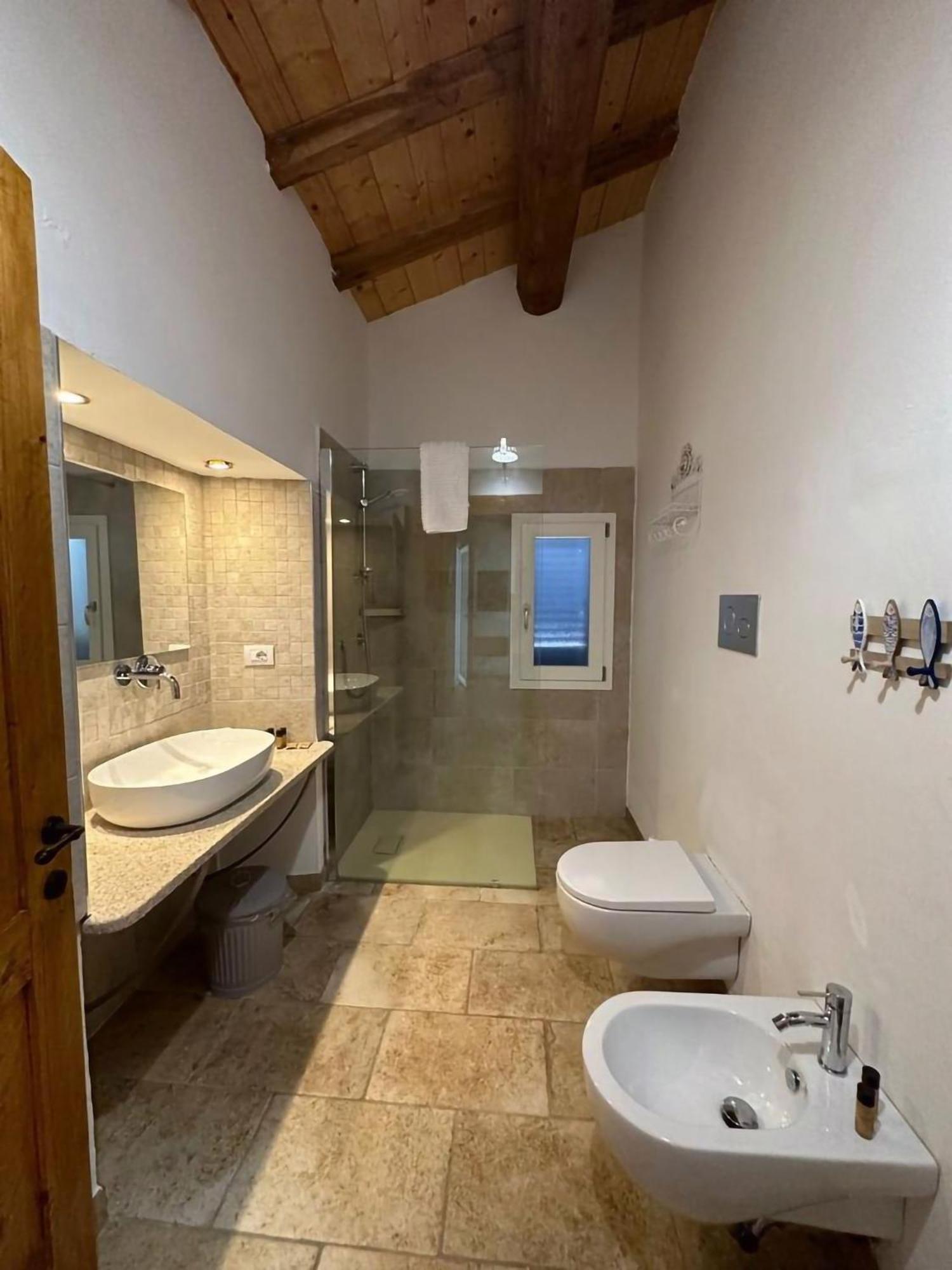 Monti Russu Natural Guest House Алиенту Екстериор снимка